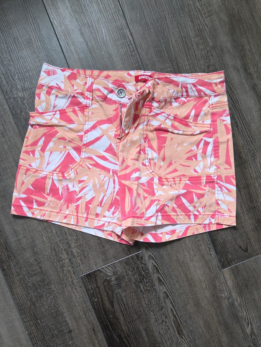 Unionbay Women's Coral Palm-Print Cotton Shorts